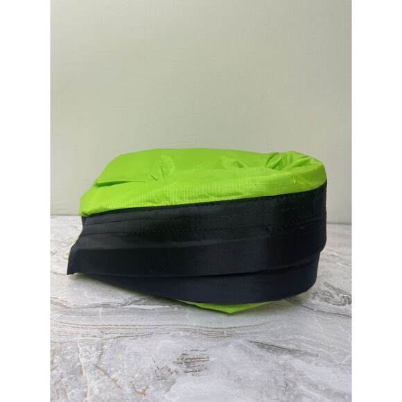 The Official "Pouch Couch" GREEN-Beach, Camping, Backyard - Picture 5 of 10